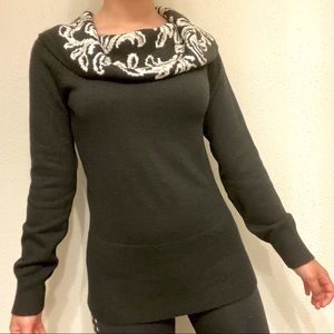 NWT White House Black Market Black White Cowl Neck Sweater Top